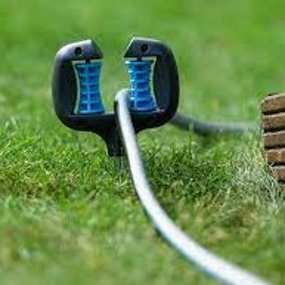 Flopro Ground Hose Guide Barn Farm Plants